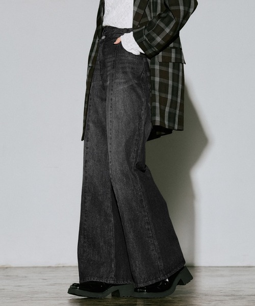 PAGEBOY（ページボーイ）の「センターラインフレアデニム（デニムパンツ・レディース・ブラック/ブルー・SMALL/MEDIUM）」の5枚目の写真