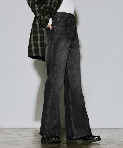 PAGEBOY（ページボーイ）の「センターラインフレアデニム（デニムパンツ・レディース・ブラック/ブルー・SMALL/MEDIUM）」の6枚目の写真