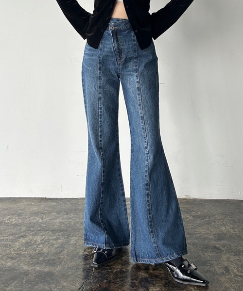 PAGEBOY（ページボーイ）の「センターラインフレアデニム（デニムパンツ・レディース・ブラック/ブルー・SMALL/MEDIUM）」の11枚目の写真