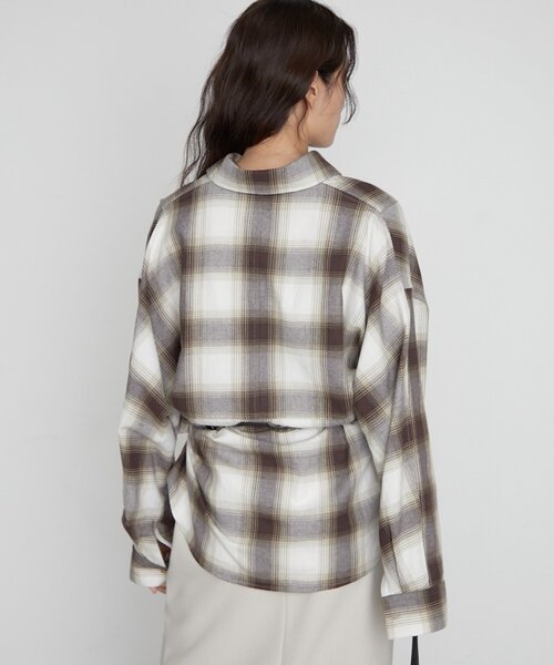 LOUNGEDRESS(ラウンジドレス)の「《季節の変わり目から長く使える》ドルマンシャツ 秋服(シャツ/ブラウス・レディース・キャメル/ピンク/アイボリー・FREE)」の5枚目の写真