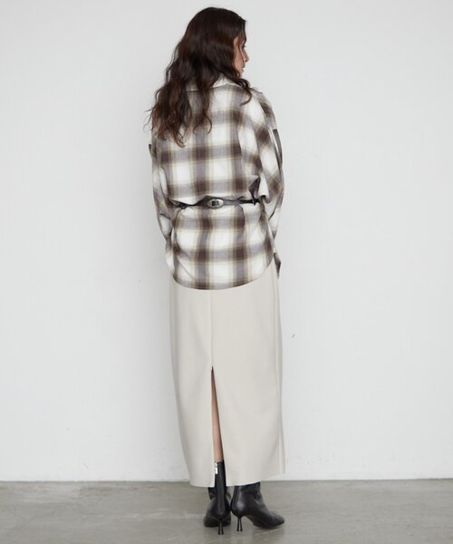 LOUNGEDRESS(ラウンジドレス)の「《季節の変わり目から長く使える》ドルマンシャツ 秋服(シャツ/ブラウス・レディース・キャメル/ピンク/アイボリー・FREE)」の9枚目の写真