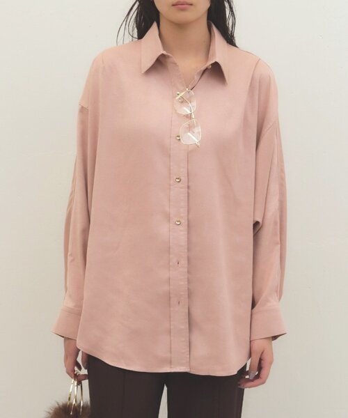 LOUNGEDRESS(ラウンジドレス)の「《季節の変わり目から長く使える》ドルマンシャツ 秋服(シャツ/ブラウス・レディース・キャメル/ピンク/アイボリー・FREE)」の11枚目の写真