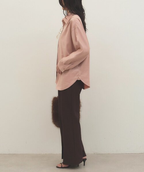 LOUNGEDRESS(ラウンジドレス)の「《季節の変わり目から長く使える》ドルマンシャツ 秋服(シャツ/ブラウス・レディース・キャメル/ピンク/アイボリー・FREE)」の18枚目の写真