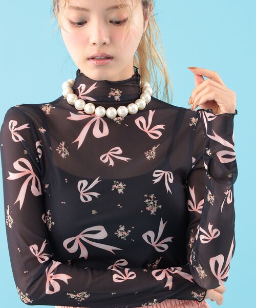 CAROLINA GLASER(カロリナ グレイサー)の「リボン フラワー シアー カットソー(Tシャツ/カットソー・レディース・ブラック/サックスブルー・ONE SIZE)」の1枚目の写真