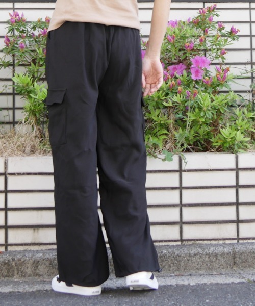 DISKEEN SURE(ディスキーンシュアー)の「ハイブリッド2WAY!スピンドル付膝タックカートジョガーパンツ(カーゴパンツ・レディース・ブラウン/ベージュ/ブラック/カーキ/グレー・FREE)」の10枚目の写真