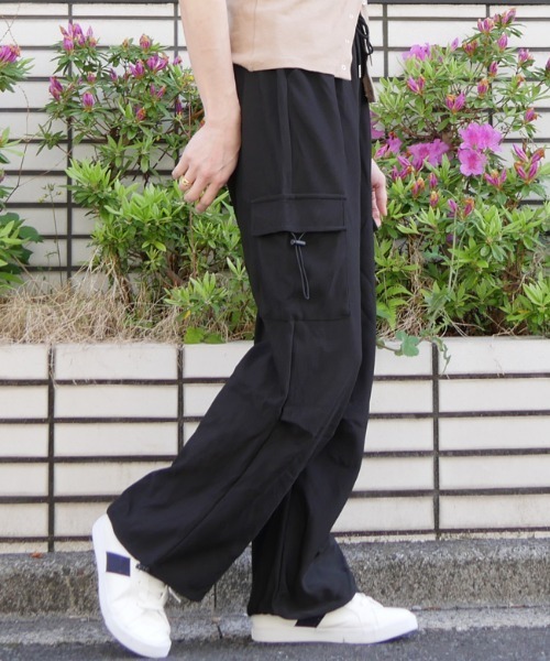 DISKEEN SURE(ディスキーンシュアー)の「ハイブリッド2WAY!スピンドル付膝タックカートジョガーパンツ(カーゴパンツ・レディース・ブラウン/ベージュ/ブラック/カーキ/グレー・FREE)」の11枚目の写真