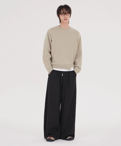 GLW（ジーエルダブリュ）の「[ユニセックス] ワイドスナップ切り替えスウェットパンツ ブラック（スウェットパンツ・メンズ・その他・SMALL/MEDIUM/LARGE/X-LARGE）」の2枚目の写真