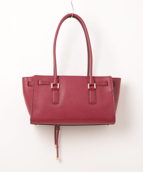 MICHAEL KORS（マイケルコース）の「HAMILTON MODERNE ショルダー トート ウィズ チャーム スモール（ショルダーバッグ・レディース・レッド系・FREE）」の5枚目の写真