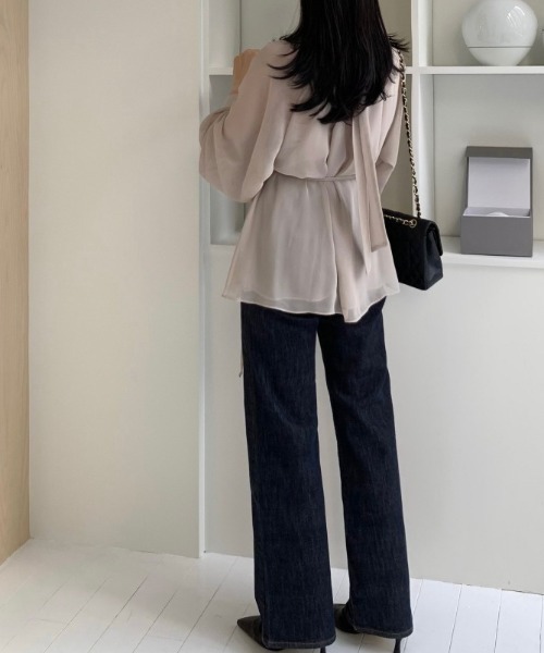 YUGA(ユーガ)の「YUGA_YGMC Korean-style Half-high neck ribbon-tie shirt blouse(シャツ/ブラウス・レディース・ネイビー/ベージュ・FREE)」の7枚目の写真