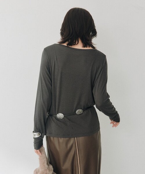 RIVE DROITE（リヴドロワ）の「シルクブレンドボートTee（秋服/冬服/オフィスカジュアル）（Tシャツ/カットソー・レディース・ピンク/オフホワイト/チャコールグレー・FREE）」の15枚目の写真