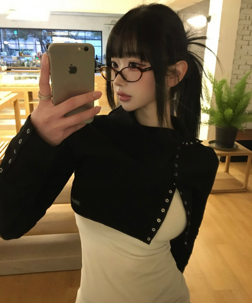 INEGI(イネギ)の「High Neck Jacquard Cardigan (black)(カーディガン/ボレロ・レディース・その他・ONE SIZE)」の2枚目の写真
