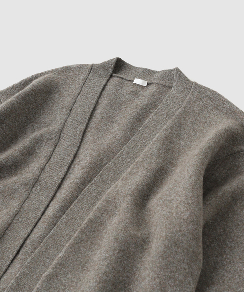SEEALL（シーオール）の「SEEALL / シーオール NORA CARDIGAN YAK WOOL MELANGE（カーディガン/ボレロ・メンズ・グレー・FREE）」の4枚目の写真