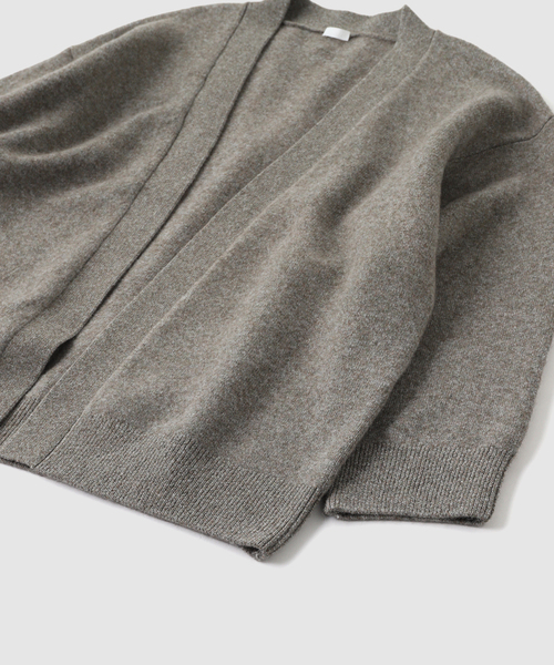 SEEALL（シーオール）の「SEEALL / シーオール NORA CARDIGAN YAK WOOL MELANGE（カーディガン/ボレロ・メンズ・グレー・FREE）」の3枚目の写真