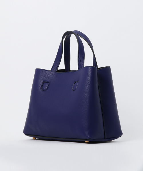 PLAIN CLOTHING（プレーンクロージング）の「スクエアハンドバッグ/ショルダーバッグ【PLAIN CLOTHING】（ショルダーバッグ・レディース・ネイビー/ブラック/グレー/レッド/キャメル・FREE）」の6枚目の写真