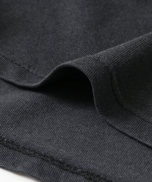 URBAN RESEARCH（アーバンリサーチ）の「AC/DC T-SHIRTS（Tシャツ/カットソー・メンズ・ブラック・MEDIUM/LARGE）」の2枚目の写真