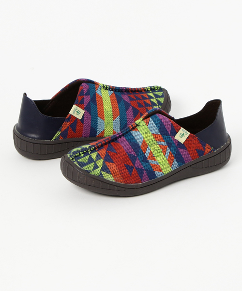 チャイハネ（チャイハネ）の「【チャイハネ】フォークロアスリッポン レディースサイズ（スリッポン・レディース・レッド/レインボー/ナチュラル/オレンジ系その他/ブルー/パープル/ネイビー/ブラック・MEDIUM/LARGE）」の18枚目の写真