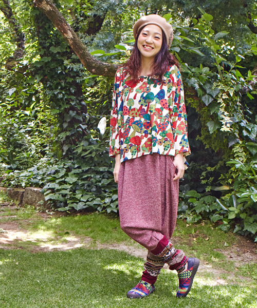 チャイハネ（チャイハネ）の「【チャイハネ】フォークロアスリッポン レディースサイズ（スリッポン・レディース・レッド/レインボー/ナチュラル/オレンジ系その他/ブルー/パープル/ネイビー/ブラック・MEDIUM/LARGE）」の21枚目の写真