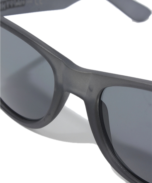 BEAMS（ビームス）の「HAPPY HOUR / BLACK ICE（サングラス・メンズ・ブラック・ONE SIZE）」の4枚目の写真