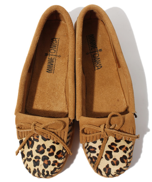 Minnetonka（ミネトンカ）の「［ミネトンカ］MINNETONKA レオパードモカシン（モカシン/デッキシューズ・レディース・ブラック/ブラウン/ベージュ/その他1/その他2/その他3・6/7/8/5）」の4枚目の写真