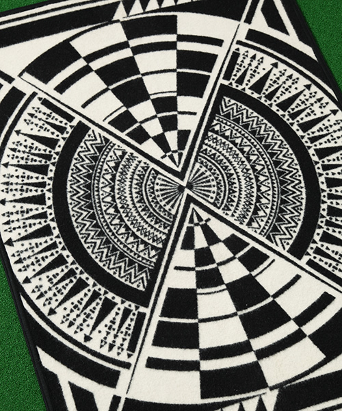 Monro（モンロ）の「IT 