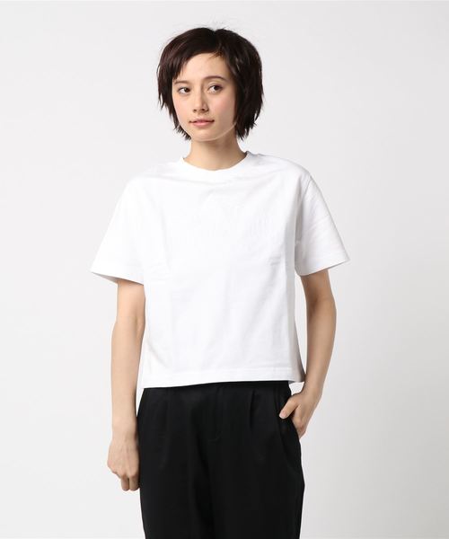 Calvin Klein Jeans（カルヴァンクラインジーンズ）の「ロゴスウェットシャツ（スウェット・レディース・ブラック/ホワイト/ピンク・MEDIUM/LARGE/SMALL/X-SMALL）」の2枚目の写真