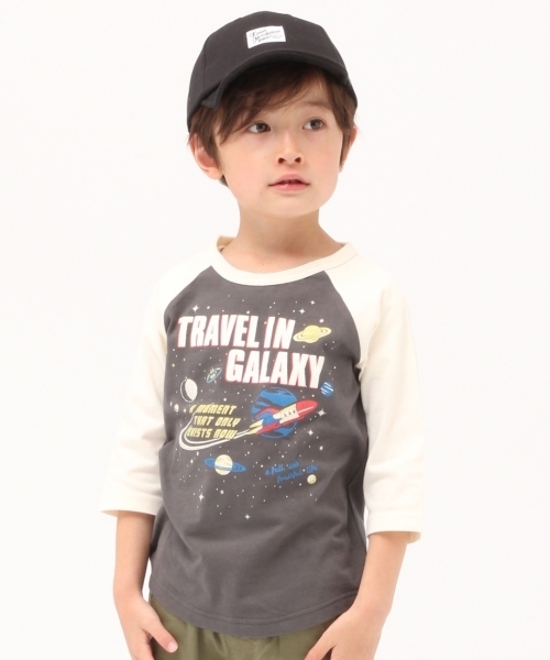 GLOBAL WORK（グローバルワーク）の「【キッズ】ラグランT/7分袖/778068（Tシャツ/カットソー・キッズ・ダークグレー/ライトピンク/ホワイト・LARGE/X-LARGE/MEDIUM/SMALL/XX-LARGE）」の3枚目の写真