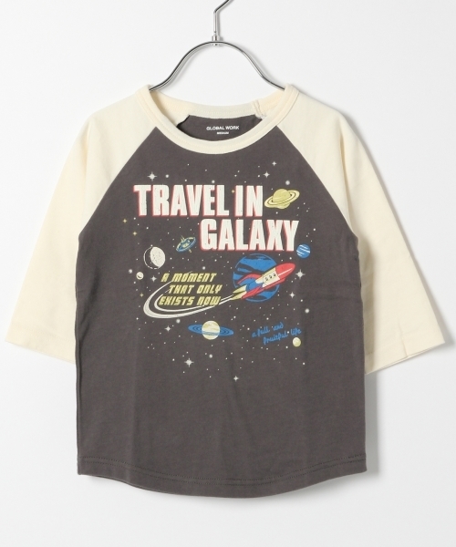 GLOBAL WORK（グローバルワーク）の「【キッズ】ラグランT/7分袖/778068（Tシャツ/カットソー・キッズ・ダークグレー/ライトピンク/ホワイト・LARGE/X-LARGE/MEDIUM/SMALL/XX-LARGE）」の13枚目の写真
