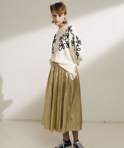 Editt by YECCA VECCA（エディットバイイェッカヴェッカ）の「Ｐ．刺しゅうニットプルオーバー（ニット/セーター・レディース・ブラック/アイボリー・FREE）」の4枚目の写真