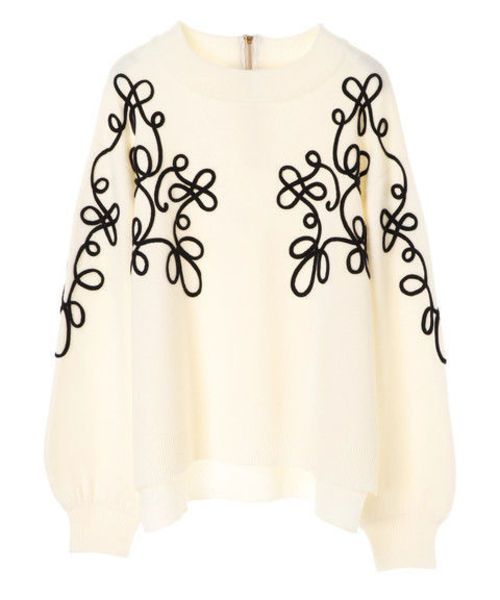 Editt by YECCA VECCA（エディットバイイェッカヴェッカ）の「Ｐ．刺しゅうニットプルオーバー（ニット/セーター・レディース・ブラック/アイボリー・FREE）」の8枚目の写真