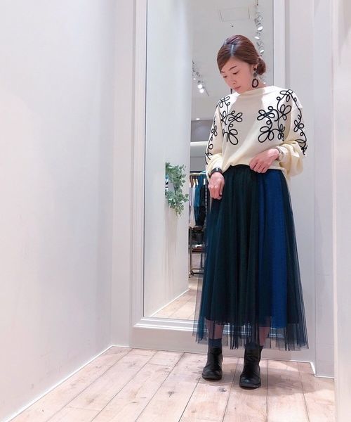 Editt by YECCA VECCA（エディットバイイェッカヴェッカ）の「Ｐ．刺しゅうニットプルオーバー（ニット/セーター・レディース・ブラック/アイボリー・FREE）」の14枚目の写真