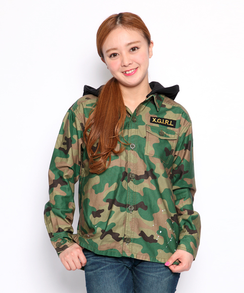 X-girl（エックスガール）の「ARMY SHIRT（シャツ/ブラウス・レディース・カモフラージュ/オリーブ/ネイビー・1/2）」の3枚目の写真