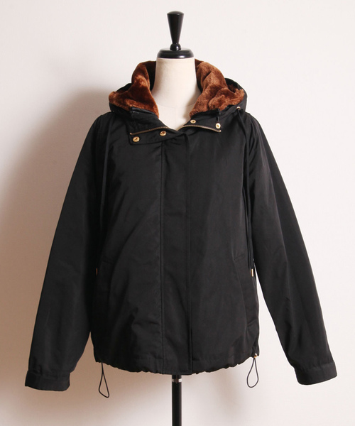 &. NOSTALGIA(アンドドットノスタルジア)の「ライナー付きファーマウンテンパーカー(マウンテンパーカー・レディース・ブラック/カーキ・FREE)」の3枚目の写真