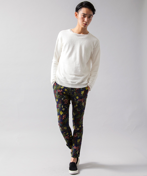 BEAUTY&YOUTH UNITED ARROWS(ビューティーアンドユースユナイテッドアローズ)の「BY ∴ フラワー/プリント スキニー テーパード パンツ◆(その他パンツ・メンズ・ダークグレー/ネイビー・X-LARGE/MEDIUM/SMALL/LARGE)」の5枚目の写真