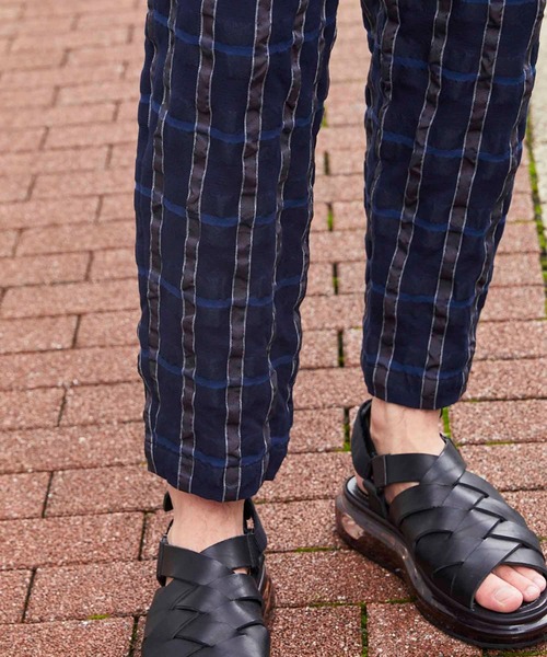 MAISON SPECIAL（メゾンスペシャル）の「縮絨テックファブリックテーパードパンツ 【MAISON SPECIAL/メゾンスペシャル】（その他パンツ・メンズ・ブラック/グレー/ネイビー・44/46/48）」の21枚目の写真