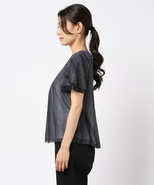 A/C DESIGN BY ALPHA CUBIC（エーシーデザインバイアルファキュービック）の「【WASHABLEシリーズ】ドットプリントブラウス（シャツ/ブラウス・レディース・オフホワイト/ベージュ/ネイビー/ブラック・11号/9号）」の6枚目の写真