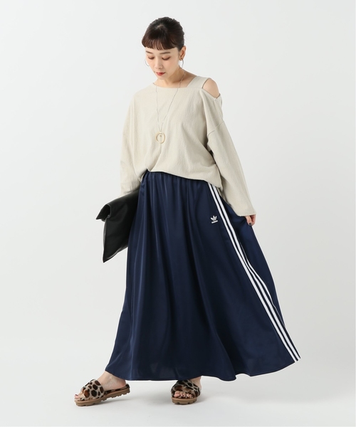 JOURNAL STANDARD relume(ジャーナルスタンダード レリューム)の「ワンショルビッグトップス(Tシャツ/カットソー・レディース・ブラック/アイボリー・FREE)」の3枚目の写真