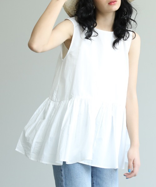 coca（coca）（コカ）の「ふんわりシルエットノースリーブギャザーブラウス（シャツ/ブラウス・レディース・ブラック/ホワイト・ONE SIZE）」の8枚目の写真