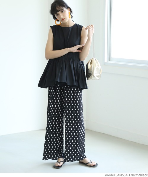 coca（coca）（コカ）の「ふんわりシルエットノースリーブギャザーブラウス（シャツ/ブラウス・レディース・ブラック/ホワイト・ONE SIZE）」の20枚目の写真