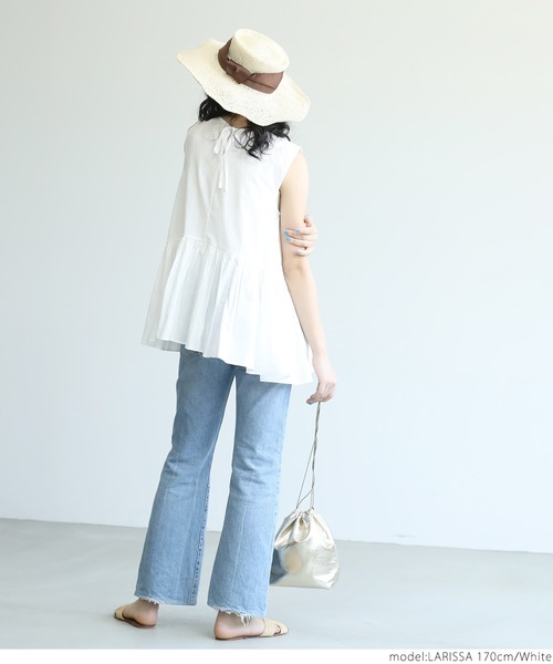 coca（coca）（コカ）の「ふんわりシルエットノースリーブギャザーブラウス（シャツ/ブラウス・レディース・ブラック/ホワイト・ONE SIZE）」の13枚目の写真