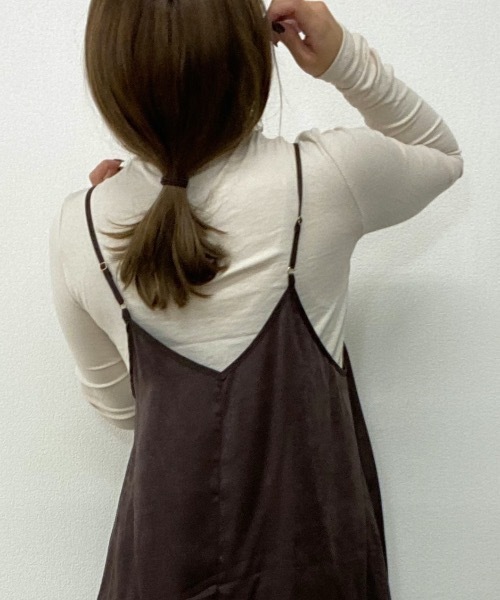 ap retro（アプレトロ）の「ハイネックカットソー【ZOZO限定アイテム】（Tシャツ/カットソー・レディース・ブラック/ベージュ/ブラウン/アイボリー・FREE）」の6枚目の写真