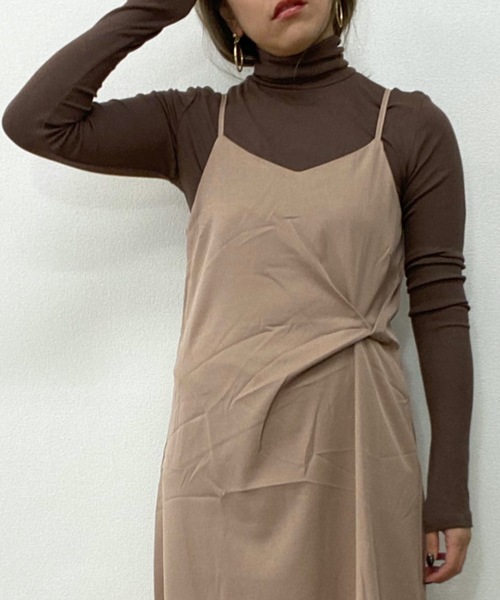 ap retro（アプレトロ）の「ハイネックカットソー【ZOZO限定アイテム】（Tシャツ/カットソー・レディース・ブラック/ベージュ/ブラウン/アイボリー・FREE）」の14枚目の写真