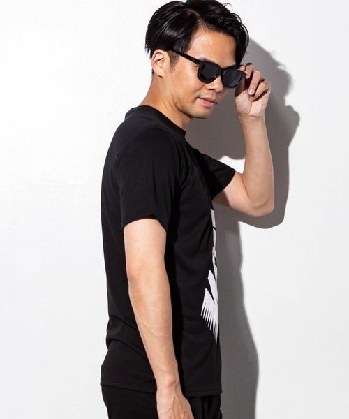 SHIFFON（シフォン）の「whip bunny(ホイップバニー) 明日花キララ監修ビッグロゴTシャツ（Tシャツ/カットソー・メンズ・ブラック・M/L/XL）」の8枚目の写真