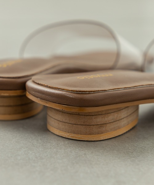 mystic（ミスティック）の「クリアスクエアサンダル（サンダル・レディース・ブラック/オフホワイト/ブラウン・36/37/38）」の7枚目の写真