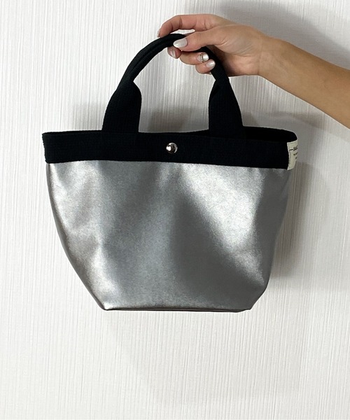 Per sist ence(パーシエンス)の「Per sist ence/パーシエンス ミニトートバッグ(トートバッグ・レディース・ブラック/ネイビー/アイボリー/カモフラージュ/グレー/ブラック系その他/グレー系その他/レオパード/シルバー/ブラウン系その他/チャコールグレー/モカ・FREE)」の3枚目の写真