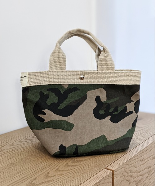 Per sist ence(パーシエンス)の「Per sist ence/パーシエンス ミニトートバッグ(トートバッグ・レディース・ブラック/ネイビー/アイボリー/カモフラージュ/グレー/ブラック系その他/グレー系その他/レオパード/シルバー/ブラウン系その他/チャコールグレー/モカ・FREE)」の11枚目の写真