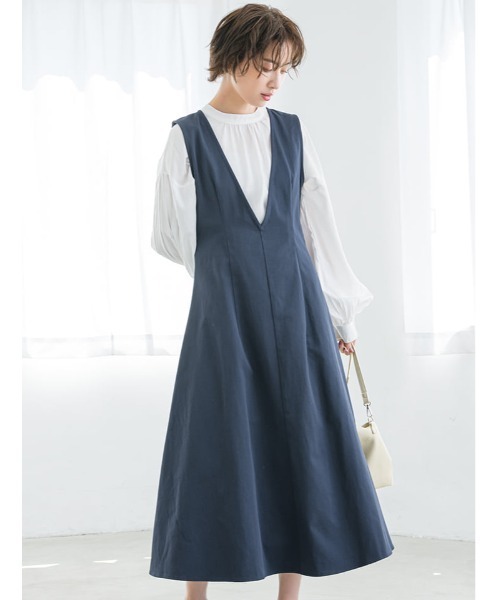 fifth（フィフス）の「深Vネックコットンジャンパースカート（ワンピース・レディース・ホワイト/ネイビー・MEDIUM）」の2枚目の写真
