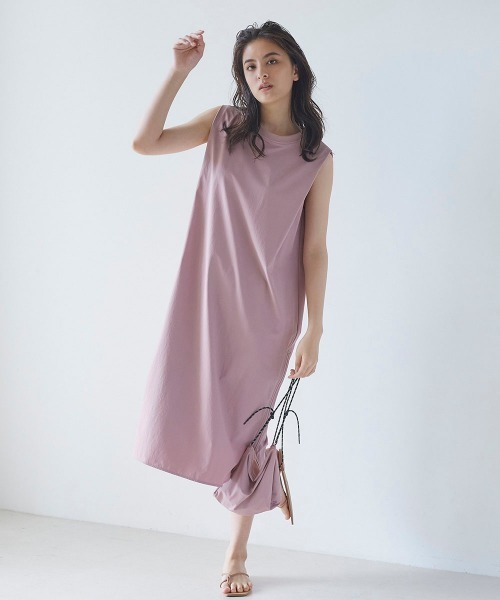 LIPSTAR（リップスター）の「【セット商品】サコッシュ付き撥水ノースリーブワンピース（ワンピース・レディース・ベージュ/ブラック/ピンク・M）」の13枚目の写真