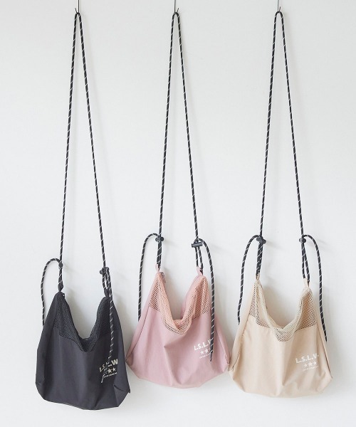 LIPSTAR（リップスター）の「【セット商品】サコッシュ付き撥水ノースリーブワンピース（ワンピース・レディース・ベージュ/ブラック/ピンク・M）」の21枚目の写真