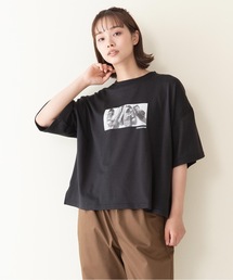 CONVERSE（コンバース）の「【CONVERSE/コンバース】ドライ素材　UVカット 裏メッシュ　フォトＴシャツ（Tシャツ/カットソー・レディース）」