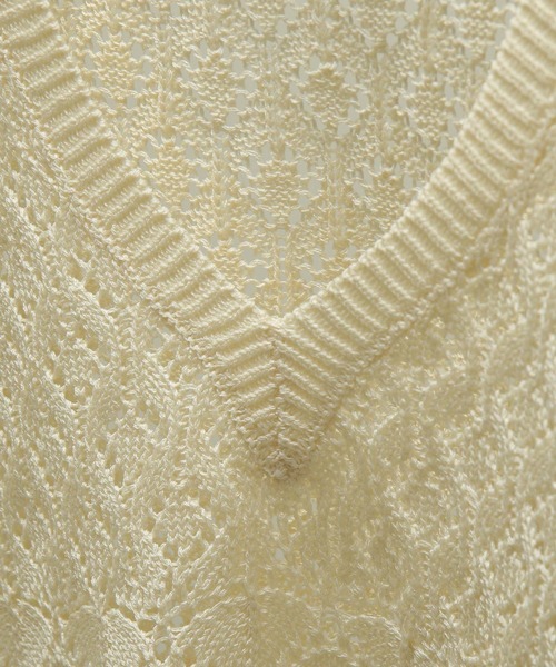 Chillfar（チルファー）の「深ネック鍵編みニットベスト（ベスト・レディース・ブラック/アイボリー/カーキブラウン/ライトイエロー/グレイッシュベージュ/グリーン/オレンジ・FREE）」の9枚目の写真